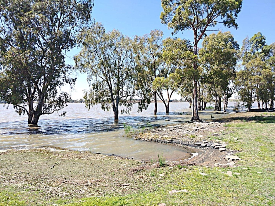 6 Bedroom Property for Sale in Vaal Dam Free State